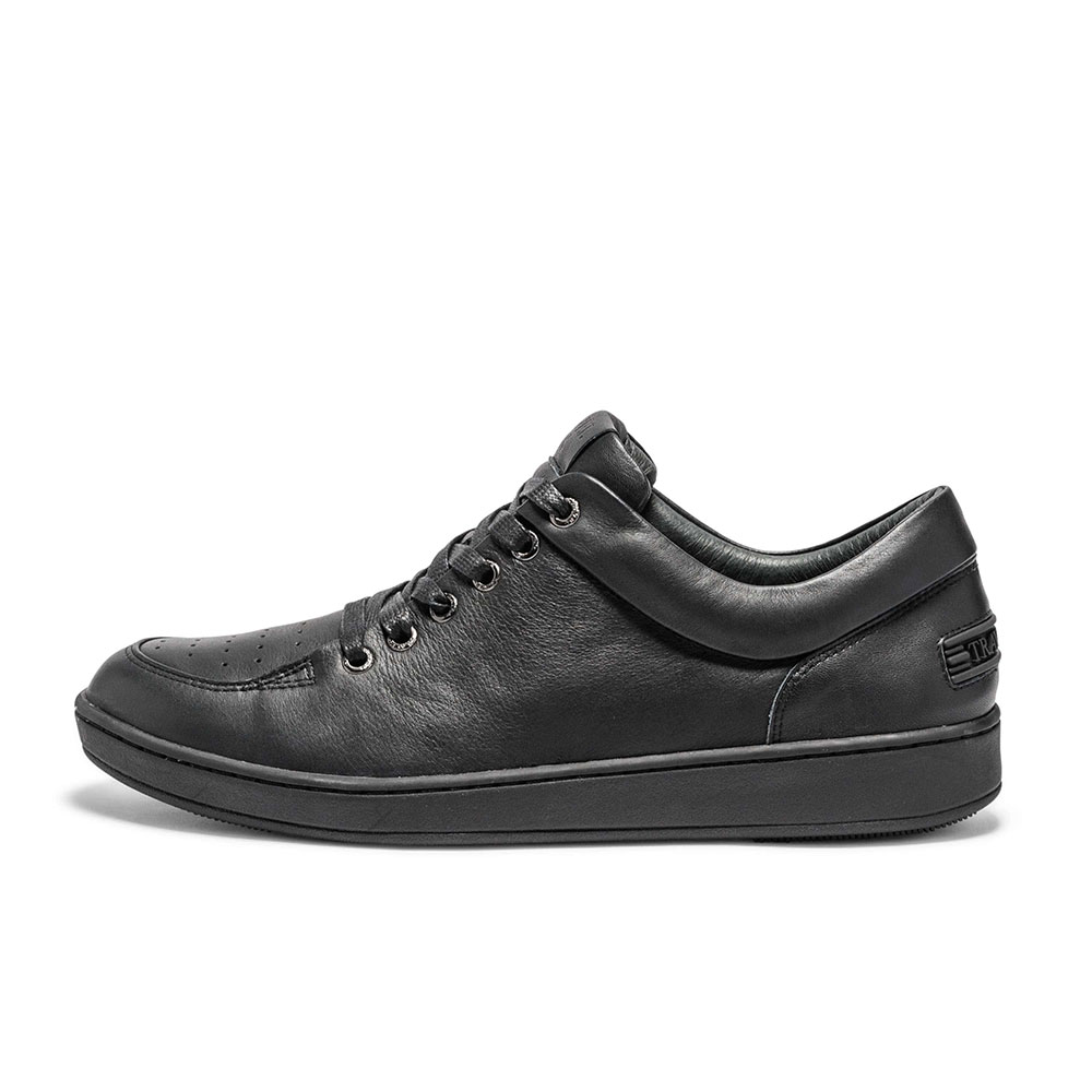 CLASSIC 900 LOW 經典柔軟皮革休閒鞋-黑